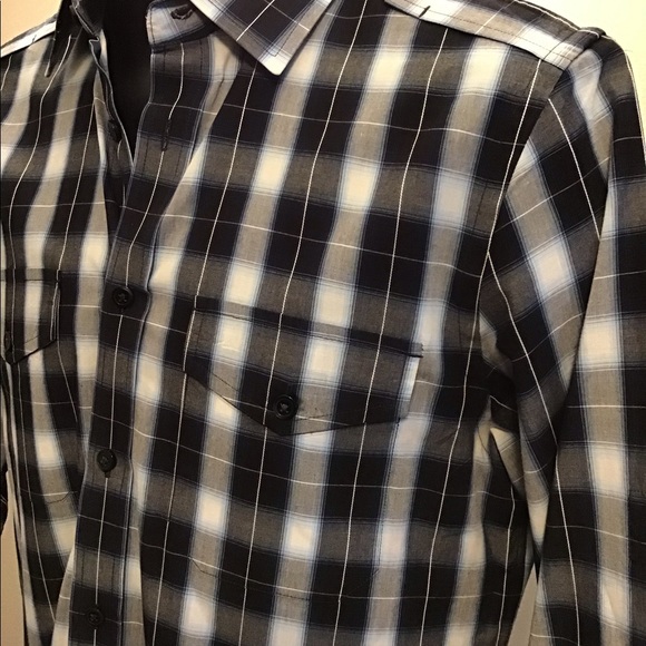 Express Men’s Shirt.  Size Small (14-14 1/2) - Picture 3 of 6